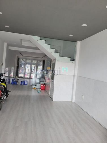 Hình ảnh Cho thuê nhà 2 mặt tiền 409 PHẠM VĂN ĐỒNG