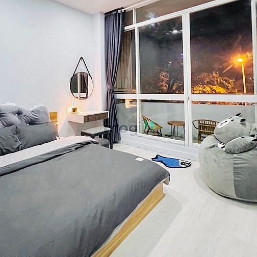 Hình ảnh Mb6623 nạp rút nhanh chóng 1PN máy giặt riêng balcon lớn ở Quận 1 view bờ kè Hoàng Sa