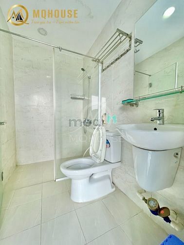 Hình ảnh Penthouse diện tích 70m2 ba mặt balcon ngay khu sân bay
