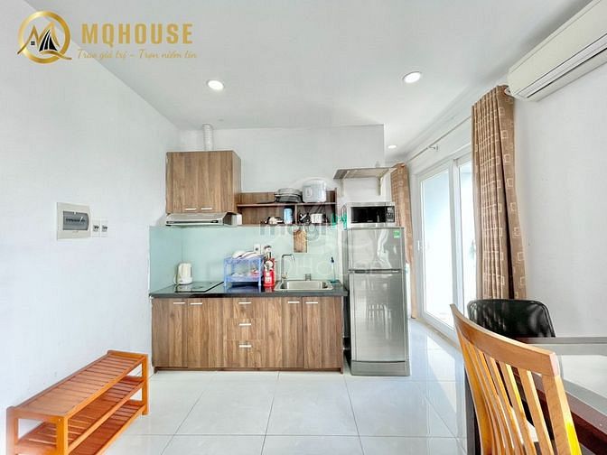 Hình ảnh Penthouse diện tích 70m2 ba mặt balcon ngay khu sân bay