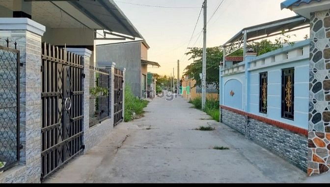 Hình ảnh Tôi cần bán đất thổ 5x22 lộ ô tô, sổ hồng riêng