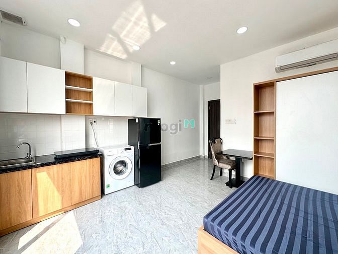 Hình ảnh Gần Ueh - Toà nhà mới 100% - Thang máy - Máy giặt riêng - Ít chi phí