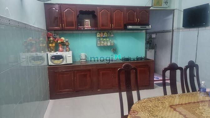 Hình ảnh Cho thuê nhà đường C1 , P13, Q Tân Bình,1 trệt 2 lầu,4 PN