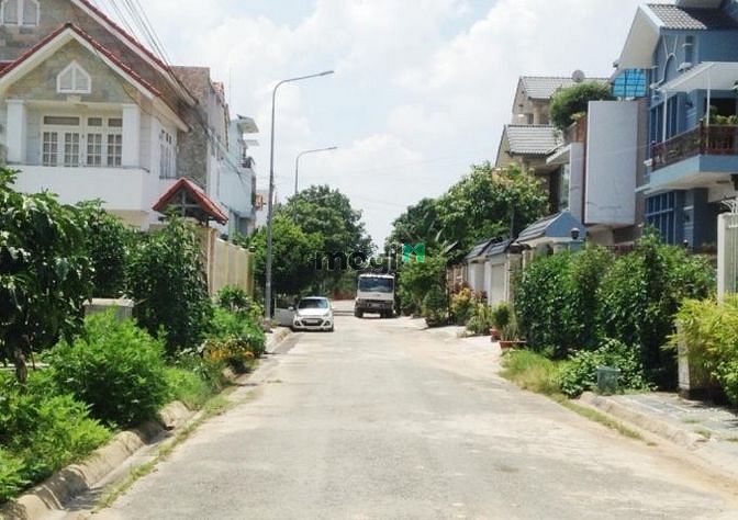 Hình ảnh Bán lô đất 80m2 khu dân cư Phú Nhuận, Phước Long B, Quận 9. Sổ riêng