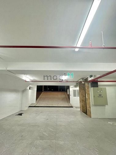 Hình ảnh toà NHÀ góc 2MT, Khu Tên Lửa đối diện AEON 10x23.5m, có thang máy+ hầm