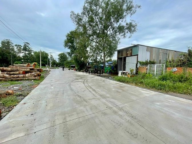 Hình ảnh Bán đất mặt tiền đường đê bao sông sài gòn