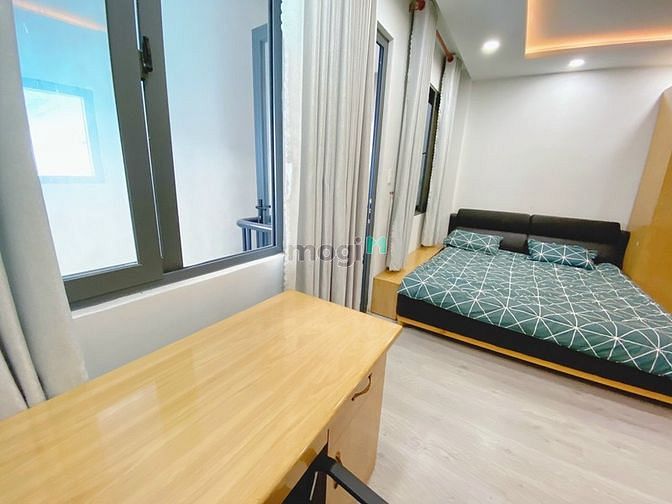 Hình ảnh CHDV Full nội thất- ban công- cửa sổ- thang máy- cạnh bên ĐH IUH