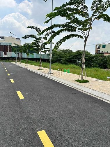 Hình ảnh Đất đường Vườn Lài, An Phú Đông, Quận 12. Lô 75m2 sổ hồng riêng