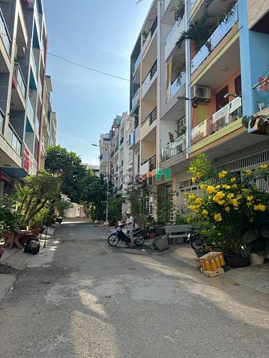 Hình ảnh Bán đất đường Bình Lợi, P.13, 4 x 17 giá 8 tỷ tl, được xây 5 lầu.