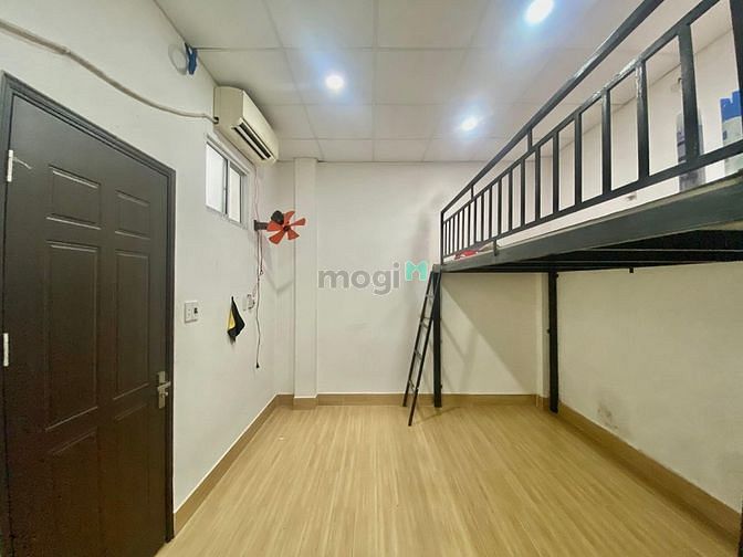 Hình ảnh 🆘 TRỐNG SẴN 1 PHÒNG CÓ Máy Lạnh Giá Siêu Hạt Dẻ
