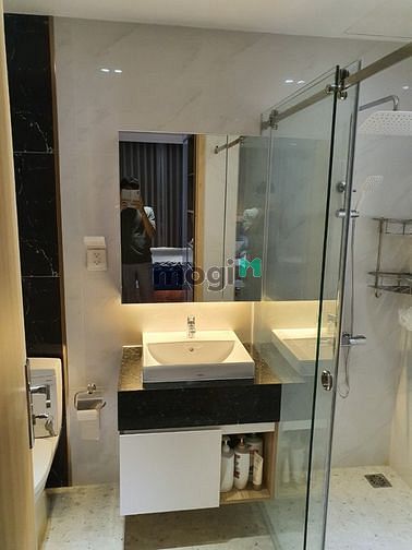 Hình ảnh Cho Thuê 2PN, 2WC 74m2, FULL Nội Thất Gía 19Tr/Tháng Sunrise City View