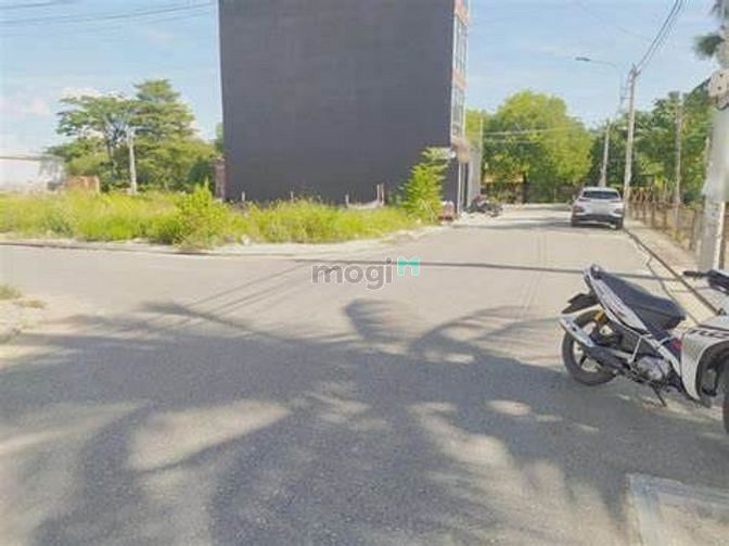 Hình ảnh Sang lại lô đất 76m2, đường Bưng Ông Thoàn, Phú Hữu, Quận 9. Sổ riêng