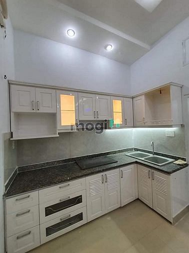 Hình ảnh Bán nhà Gần Khách Sạn Đệ Nhất, 5Tầng_DT gần 40m2_ÔTô 7 Chỗ. Giá 6.8 Tỷ