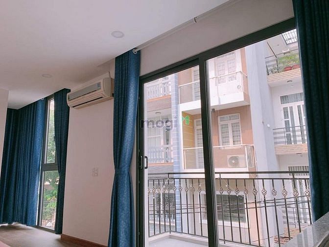 Hình ảnh Căn Hộ 30m2 Có Ban Công To Full NT Cao Cấp - Ngay Phan Xích Long