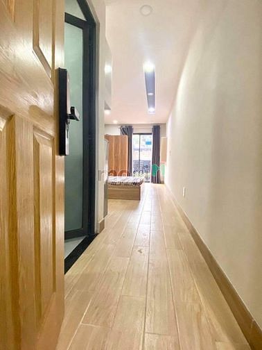 Hình ảnh Căn Hộ Full NT Có Ban Công Siêu Xịn - Ngay Phan Đăng Lưu