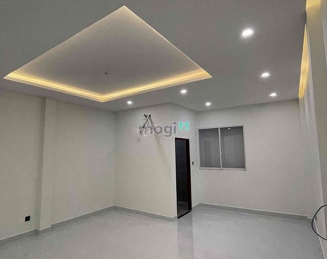 Hình ảnh Nhà Mặt Tiền⭕Đồng Đen⭕4.5X25M 3 Lầu.5pn.4wc