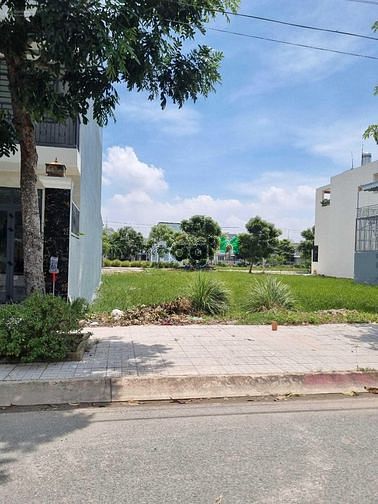 Hình ảnh Sót lại lô đất 80m2 Khu dân cư Gia Hoà, Phước Long B, Quận 9. Sổ riêng