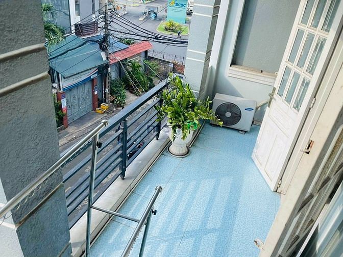 Hình ảnh CHDV P.4 Tân Bình 30m2 có ban công chỉ 5 triệu.