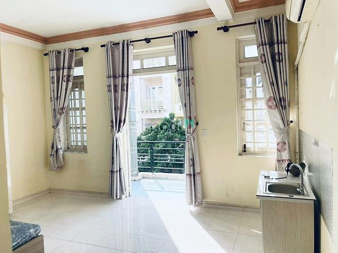Hình ảnh CHDV P.4 Tân Bình 30m2 có ban công chỉ 5 triệu.