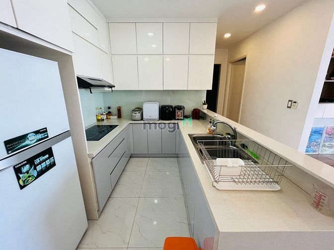 Hình ảnh CHÍNH CHỦ bán căn hộ 2PN Sunrise CITY