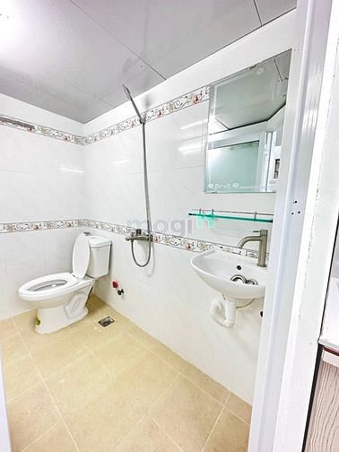 Hình ảnh 👍 DUPLEX ban công + cửa sổ lớn 👍