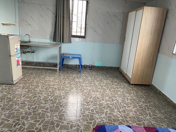 Hình ảnh CHDV cạnh Đh Văn Lang- Full nội thất- thang máy- giờ giấc tự so