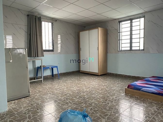 Hình ảnh CHDV cạnh Đh Văn Lang- Full nội thất- thang máy- giờ giấc tự so