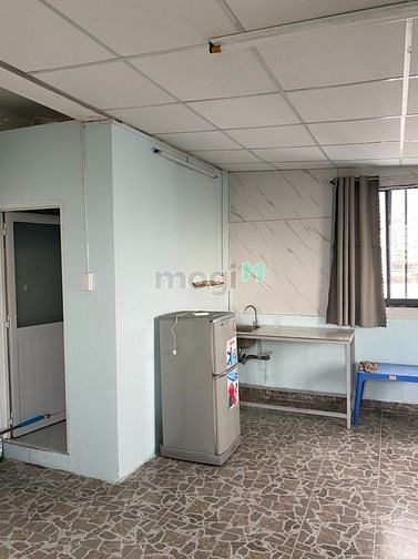 Hình ảnh CHDV cạnh Đh Văn Lang- Full nội thất- thang máy- giờ giấc tự so