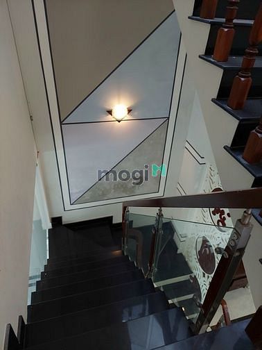 Hình ảnh Cho thuê nhà đường Bùi Tư Toàn
