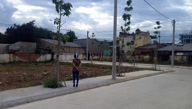 Hình ảnh Bán gấp lô đất đường Bến Vân Đồn Phường 5 Quận 4. Giá 2,7 tỷ. Sổ riêng