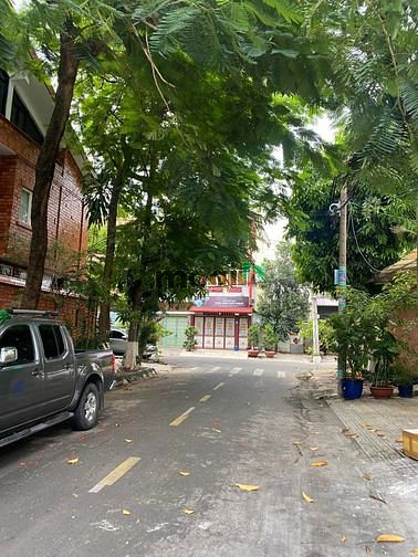 Hình ảnh Biệt thự đường Số 18, khu Tên Lửa, Bình Tân, 8x20m, có Hầm, 19 tỷ