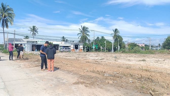 Hình ảnh 🔥🔥 Đ𝗮̂́𝘁 𝗻𝗲̂̀𝗻 Đ𝗼̂ 𝘁𝗵𝗶̣ ven 𝗯𝗶𝗲̂̉𝗻 Phan Thiết