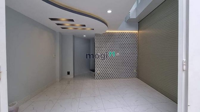 Hình ảnh Bán mới đẹp,đường Lạc Long Quân, Tân Bình,30m2, 4 tầng.