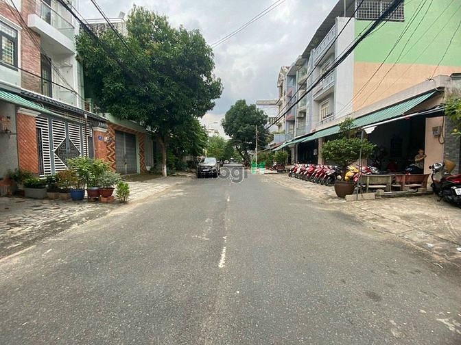 Hình ảnh Bán nhà ĐS khu TÊN LỬA,, 4,5X18, 2,5 tấm 8tỷ