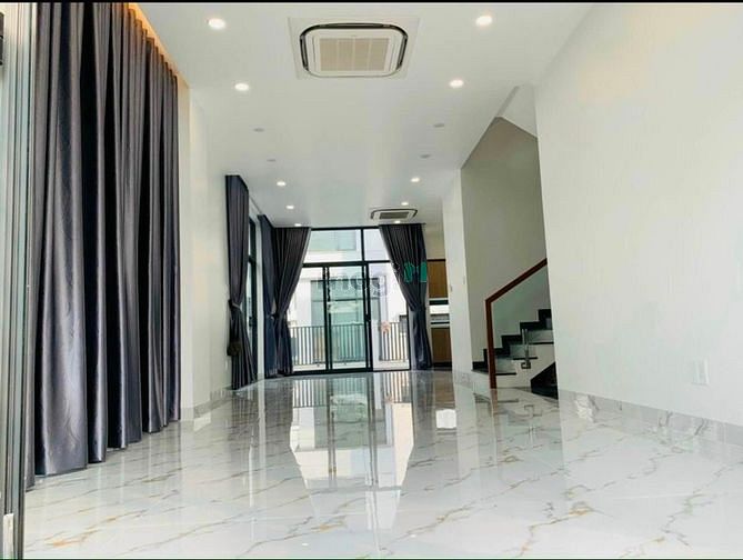 Hình ảnh Cho Thuê Biệt Thự Mới Hoàn Thiện Full Nội Thất Quận 9 Thủ Đức