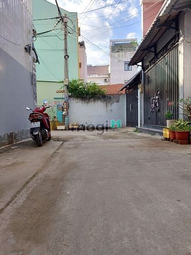 Hình ảnh Bán đất gần ngã tư Thủ Đức, 56m2, hẻm xe hơi, chủ ngợp NH.