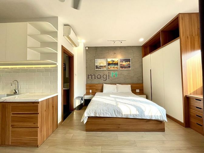 Hình ảnh Studio full nội thất, có ban công cửa sổ thoáng. Hình thật - Giá thật.