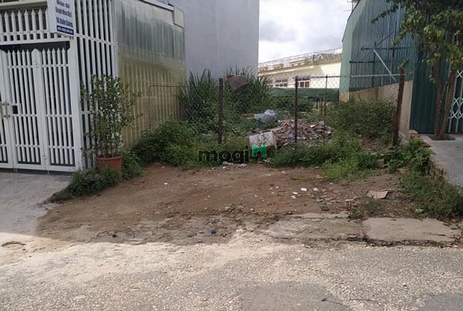 Hình ảnh chú ruột về quê sống cần bán gấp miếng đất thổ cư khu đông dân