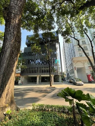 Hình ảnh Cho thuê nhà GÓC 2MT 24-26 Phạm Ngọc Thạch, Phường 6, Quận 3