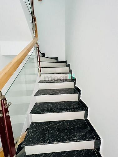 Hình ảnh NHÀ HẺM CỰC ĐẸP Bán Đoàn Văn Bơ Q4 48m2 1tỷ55 SHR