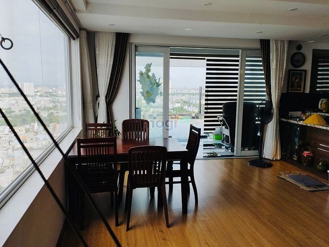 Hình ảnh Cho thuê Penthouse, DT 170m2 3PN 2WC Sân vườn 45m2, view cực đẹp