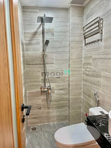 Hình ảnh Căn Hộ Mới 1000% Ngay Nguyễn Gia Trí - Hàng Xanh