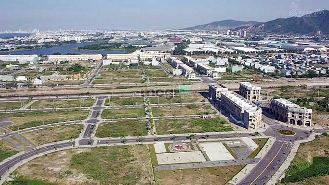 Hình ảnh Đất Biển Đà Nẵng Chỉ 2 Tỷ 2  Sinh Lời X2 X3 Không Cần Xây Dựng.