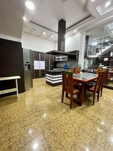 Hình ảnh Cho thuê Biệt Thự Full Nội Thất