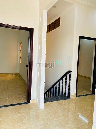 Hình ảnh Cho thuê nhà 4PN hẻm oto ngay nhà thờ Tân Mai