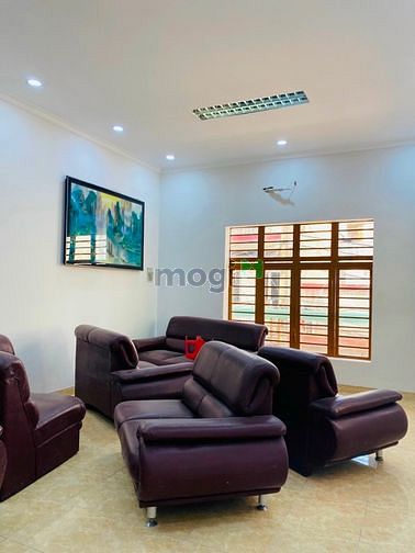 Hình ảnh Cho thuê nhà 4PN hẻm oto ngay nhà thờ Tân Mai