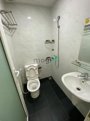 Hình ảnh Phòng đẹp 31 Ung Văn Khiêm gần HUTECH, giá 4tr