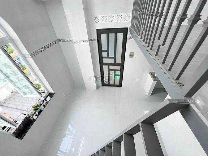 Hình ảnh CHDV có gác cho thuê Quận 2 giá hạt dẻ