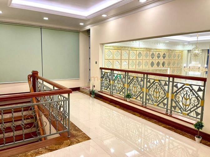 Hình ảnh Cho thuê Penthouse Star Hill  330m² 4PN, 2ô xe hơi Giá thuê 60tr/tháng