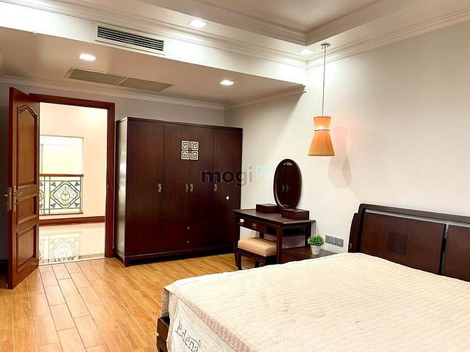 Hình ảnh Cho thuê Penthouse Star Hill  330m² 4PN, 2ô xe hơi Giá thuê 60tr/tháng
